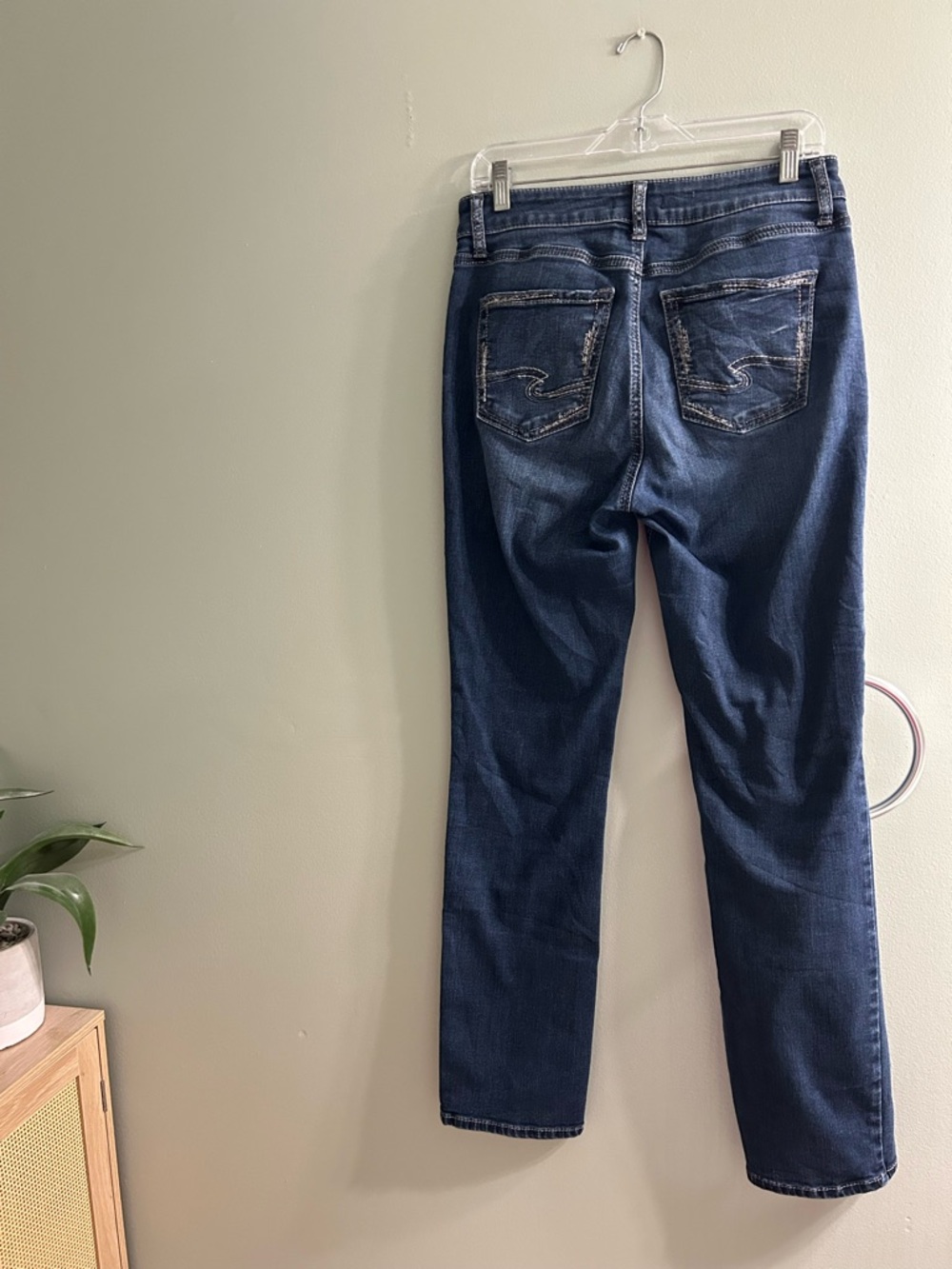 Silver jeans Avery straight leg dark wash - Picture 2 of 9